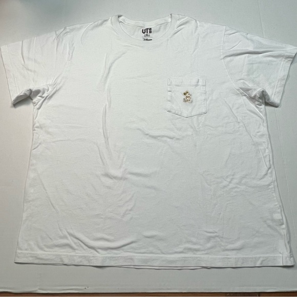 Uniqlo x Disney embroidered Mickey stand pose pocket t-shirt in white - Picture 1 of 6
